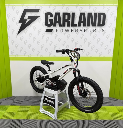 Amped a20 pro 800w kids - 800w,
